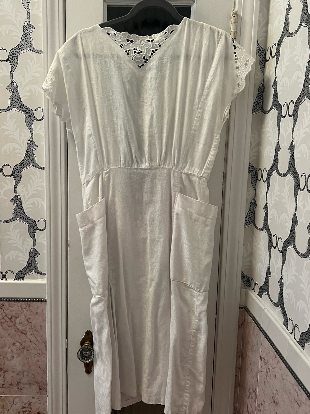 Vintage white Lace-Trim Cotton Dress with pockets
